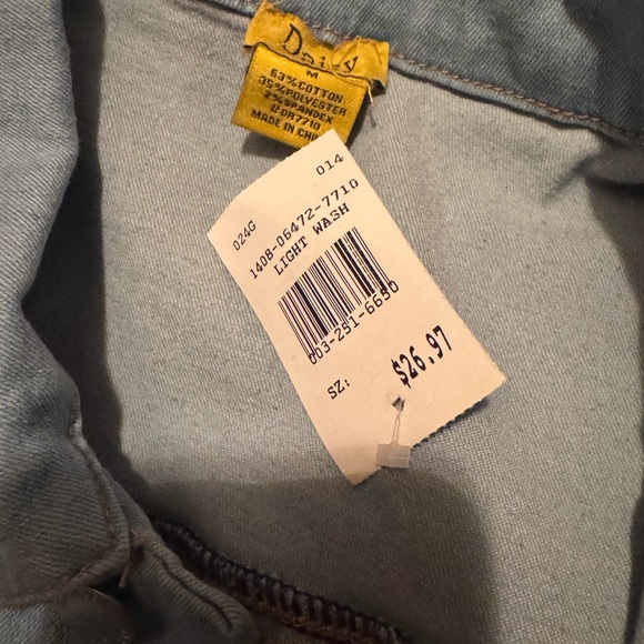 Cute Denim Romper - Picture 4 of 4